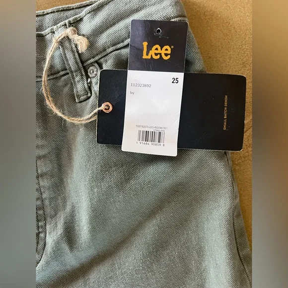 Lee Stella High Rise A-Line Jeans - Picture 4 of 6